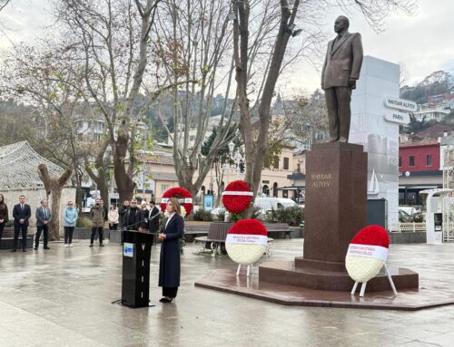Heydər Ǝliyev Vəfatının 22-ci İldönümündə İstanbulda Hörmətlə Anıldı